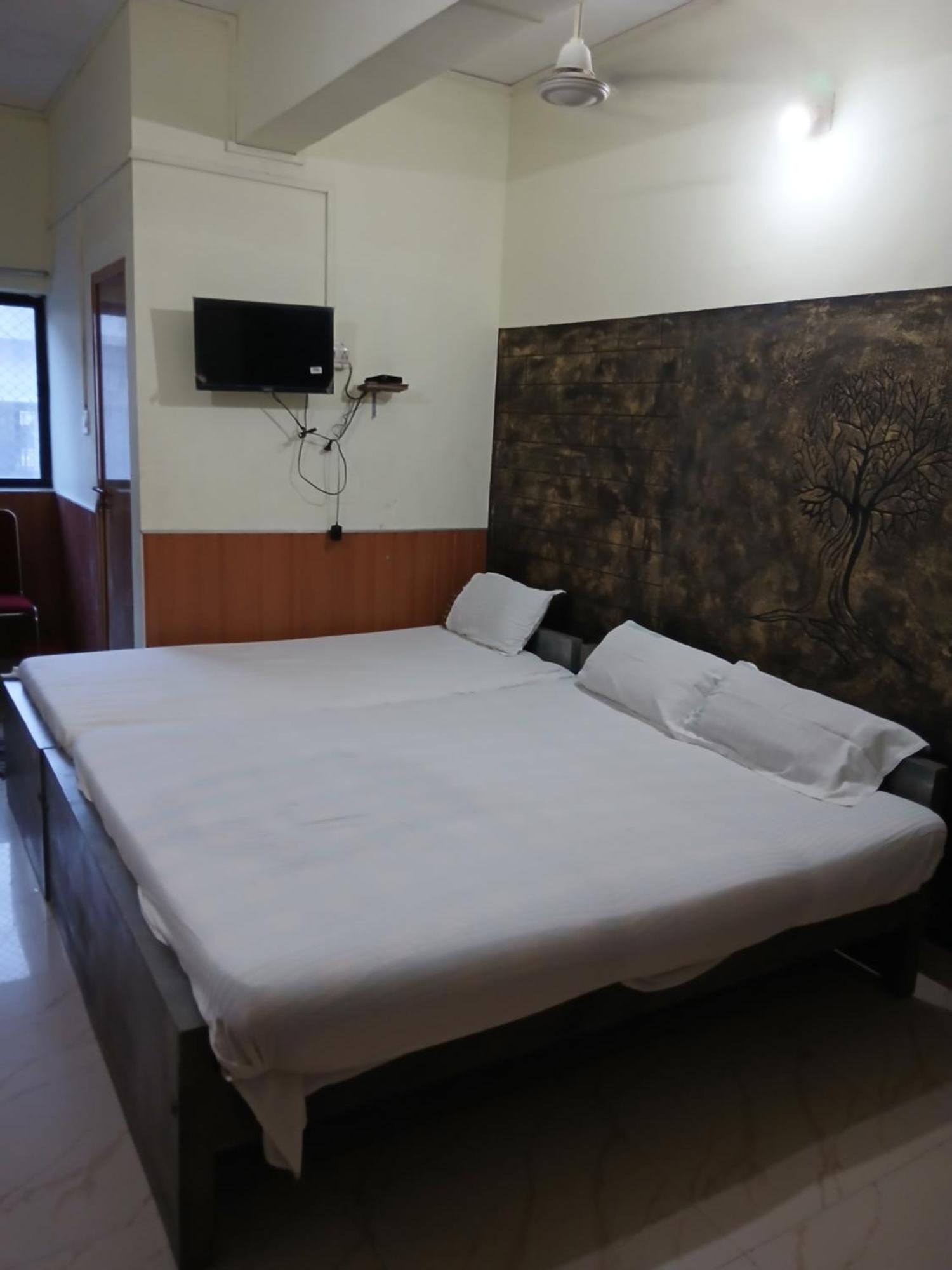 Avanti Inn Guruvāyūr Exterior foto