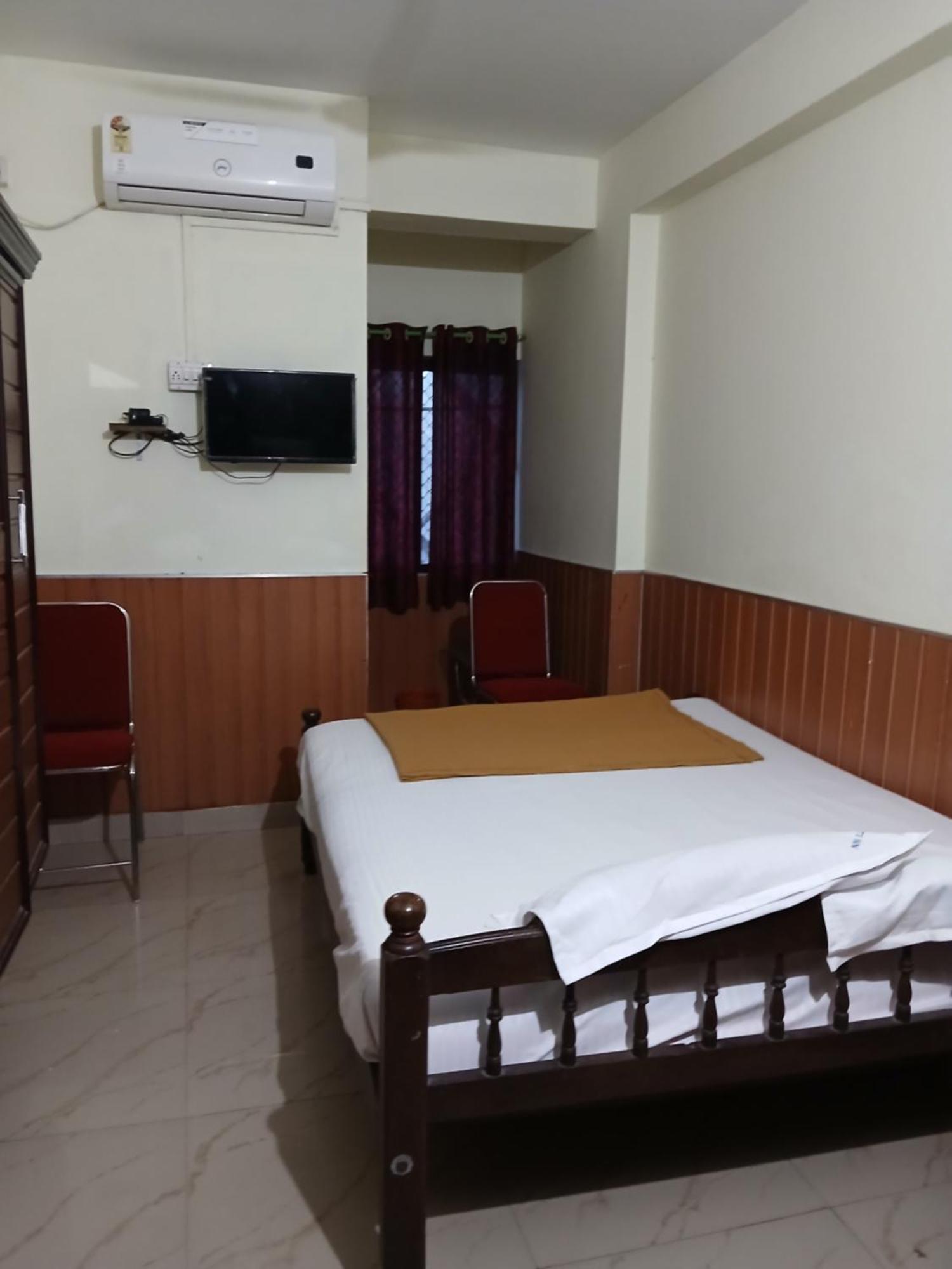 Avanti Inn Guruvāyūr Exterior foto